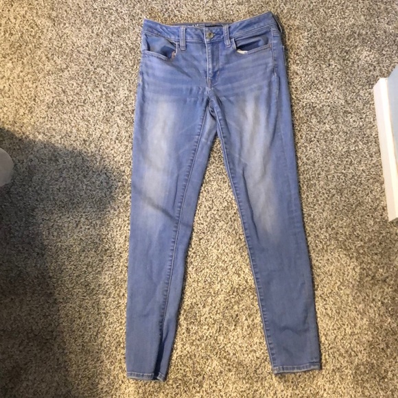 American eagle light blue jeans - Picture 1 of 3